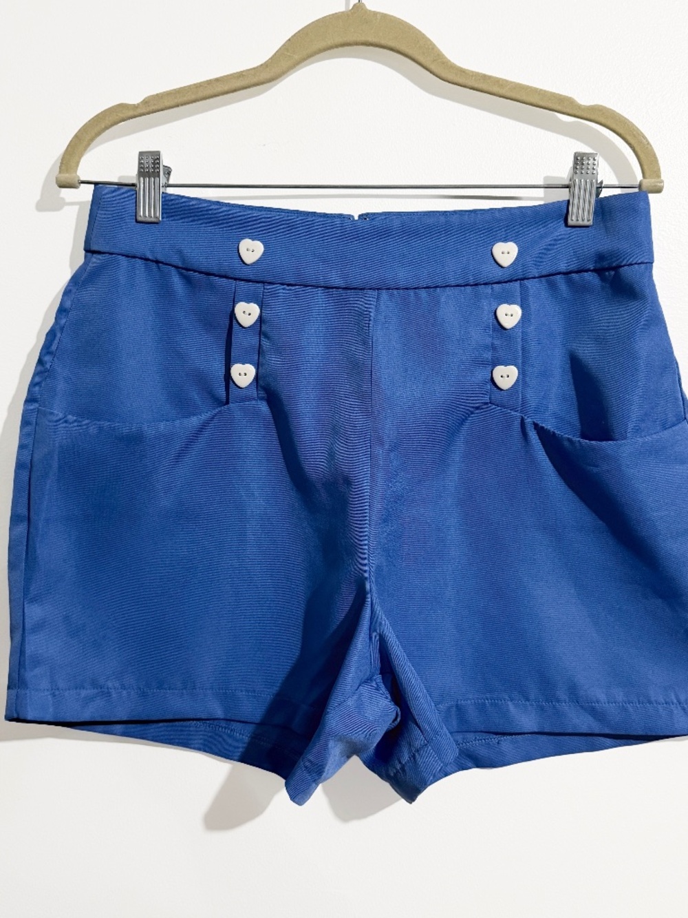 Unique Vintage Blue Heart Button Sailor Shorts NWT Size Large Retro Pin Up